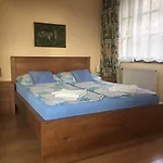Apartment Yowan