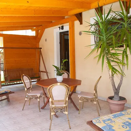 Διαμέρισμα Yowan